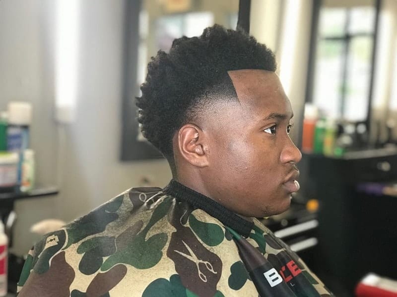 23 cortes de pelo frescos para hombres negros (tendencias 2022)